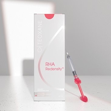 Teoxane RHA Redensity syringe and packaging.